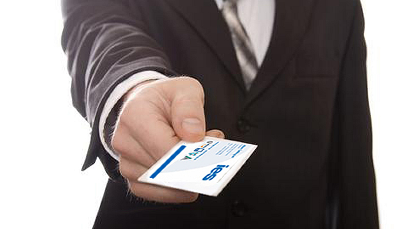 Business Card Dimensions and Design Tips
